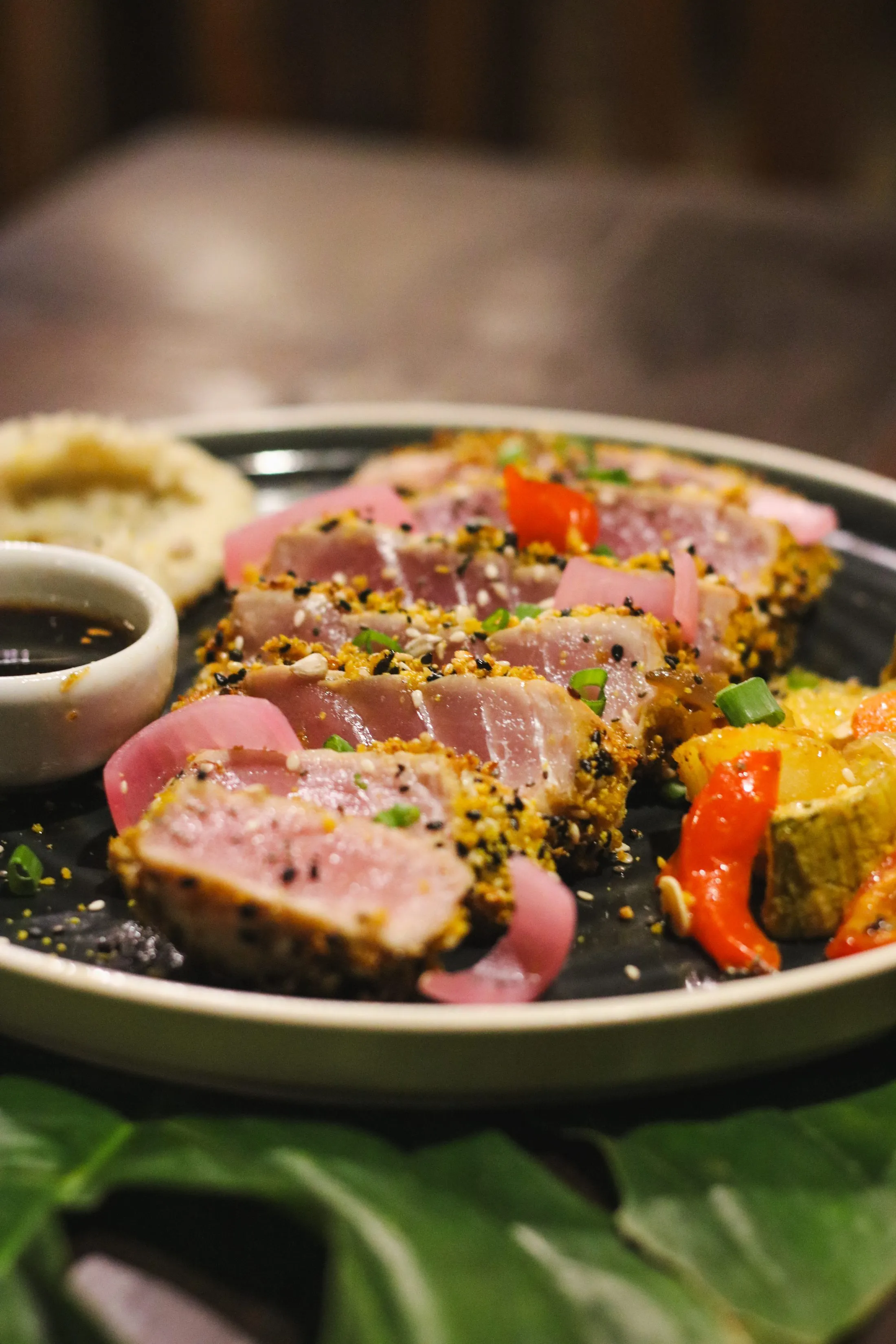 Tataki de Atum Cearense — Restaurante País Tropical